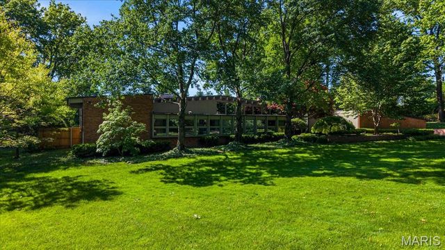 50 Creekwood Lane, St Louis, MO 63124