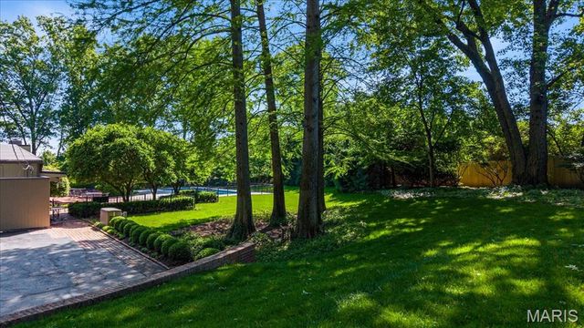 50 Creekwood Lane, St Louis, MO 63124