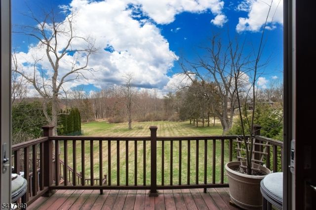 4 Greenbrier Rd, Green Brook Twp., NJ 08812