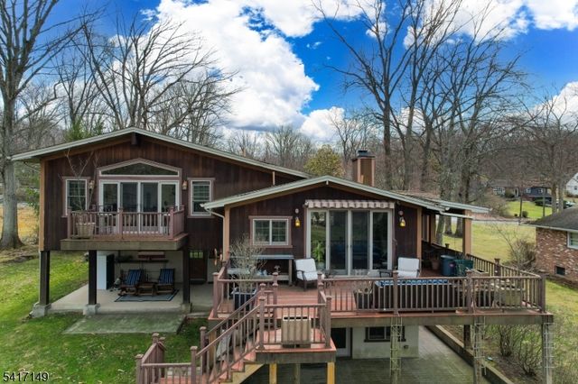 4 Greenbrier Rd, Green Brook Twp., NJ 08812