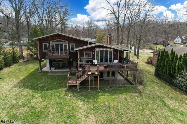 4 Greenbrier Rd, Green Brook Twp., NJ 08812