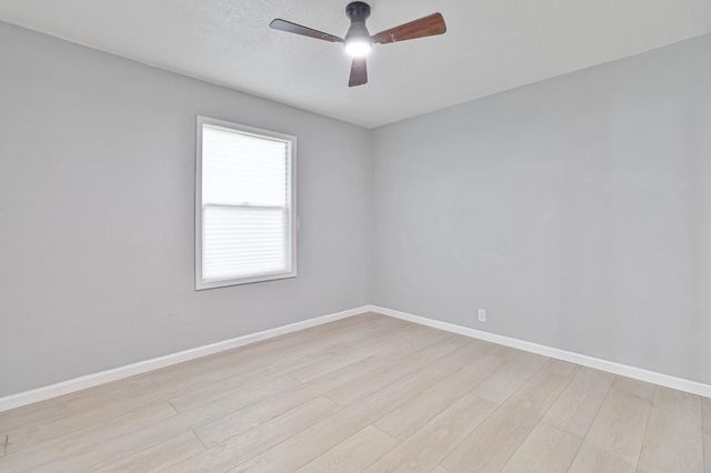 934 W Terrace Avenue, Fresno, CA 93705