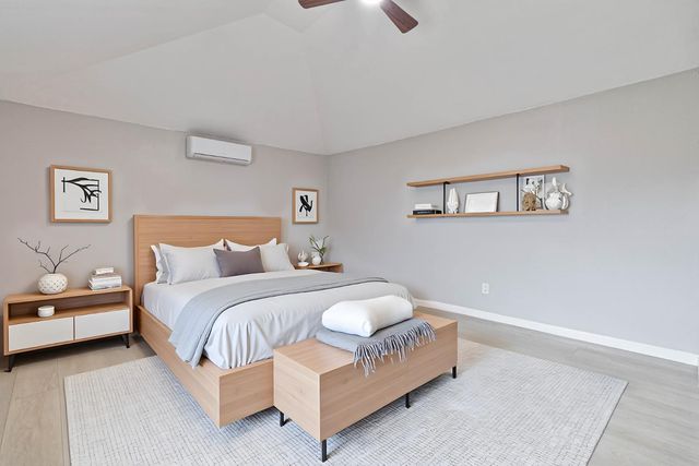 934 W Terrace Avenue, Fresno, CA 93705