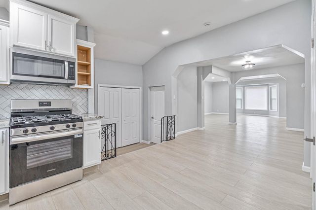 934 W Terrace Avenue, Fresno, CA 93705