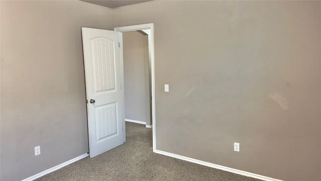 11436 SW 25th Street, Yukon, OK 73099