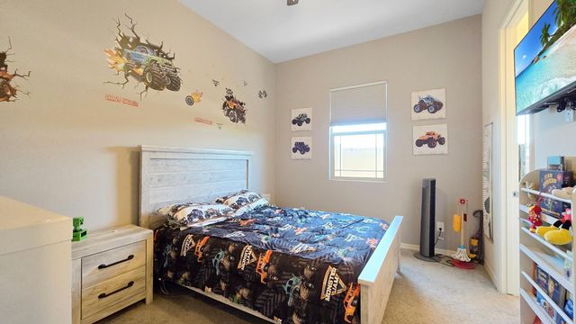 10520 S 182nd Avenue, Goodyear, AZ 85338