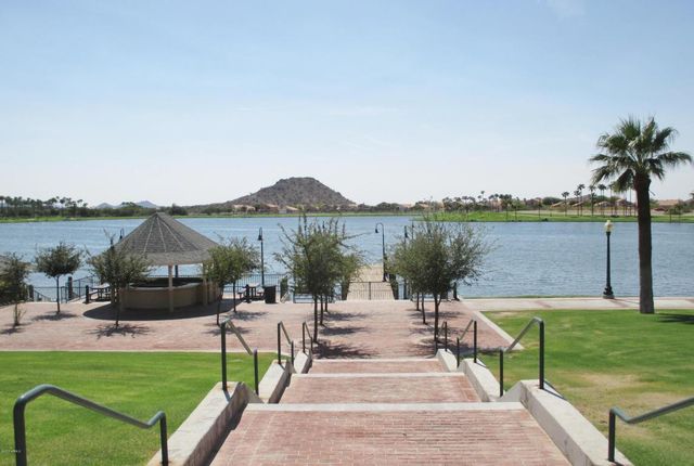10520 S 182nd Avenue, Goodyear, AZ 85338