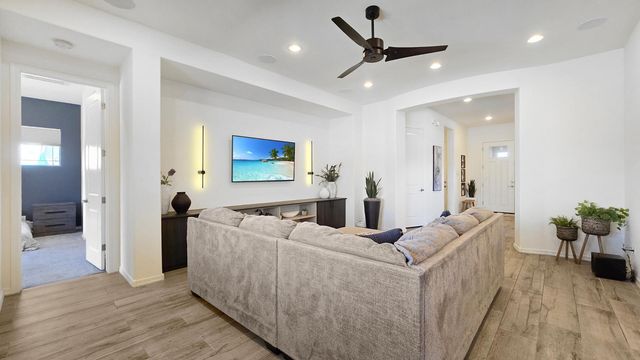 10520 S 182nd Avenue, Goodyear, AZ 85338