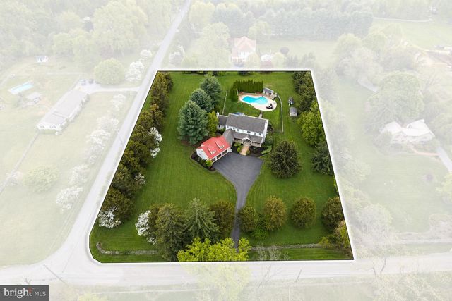 2268 BEAVER HILL RD, Chester Springs, PA 19425