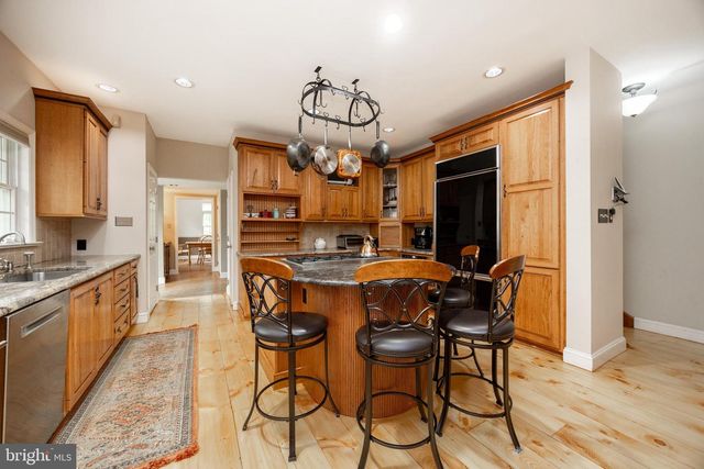 2268 BEAVER HILL RD, Chester Springs, PA 19425