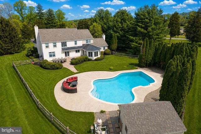 2268 BEAVER HILL RD, Chester Springs, PA 19425