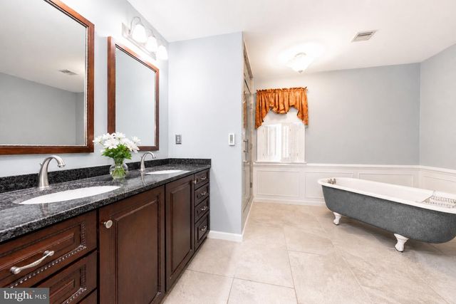 2268 BEAVER HILL RD, Chester Springs, PA 19425