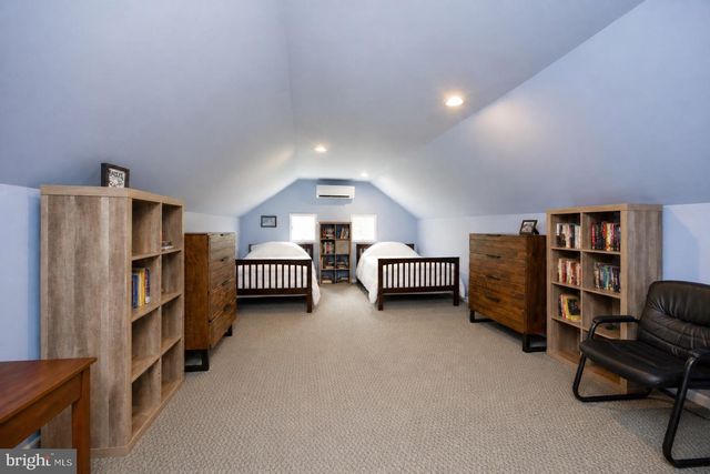 2268 BEAVER HILL RD, Chester Springs, PA 19425