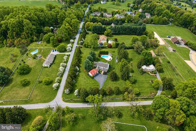 2268 BEAVER HILL RD, Chester Springs, PA 19425