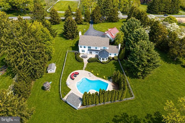 2268 BEAVER HILL RD, Chester Springs, PA 19425
