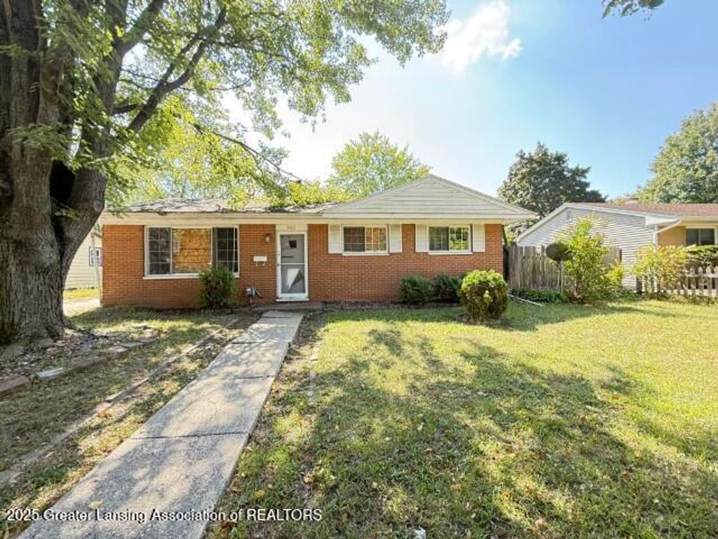 3115 Risdale Avenue, Lansing, MI 48911