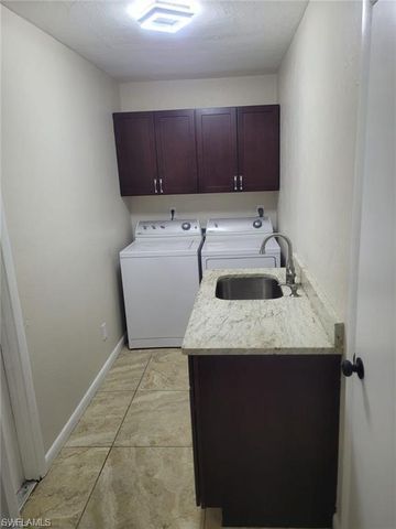 1124 SE 4th ST, Cape Coral, FL 33990