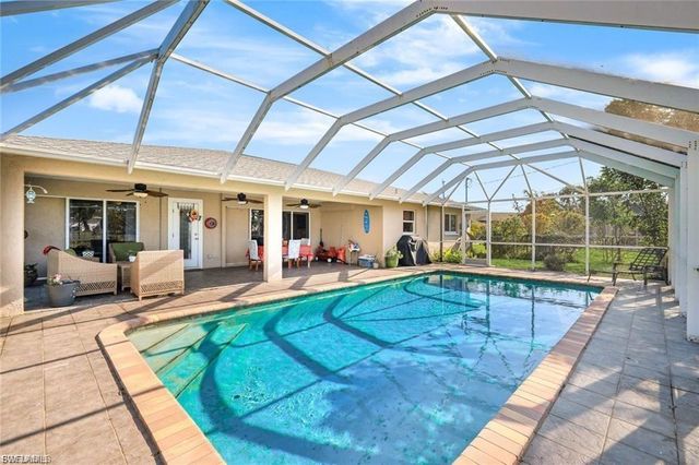 1124 SE 4th ST, Cape Coral, FL 33990