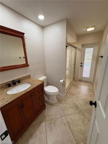 1124 SE 4th ST, Cape Coral, FL 33990