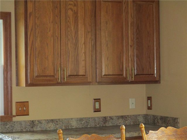 326 E Wilson Avenue, Girard, OH 44420