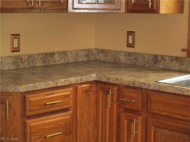 326 E Wilson Avenue, Girard, OH 44420