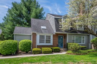 31 Woodbury Hill 31, Woodbury, CT 06798