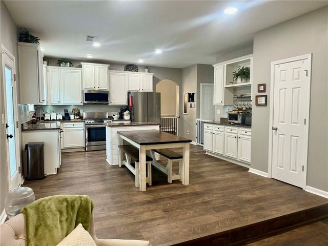 417 Farmwood Way, Canton, GA 30115