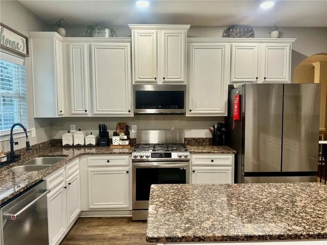 417 Farmwood Way, Canton, GA 30115