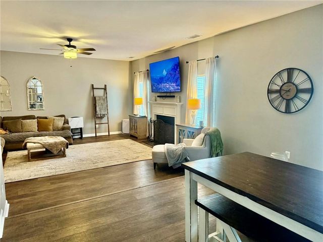 417 Farmwood Way, Canton, GA 30115