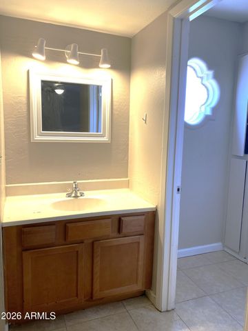 16602 N 25th Street Apt 129, Phoenix, AZ 85032