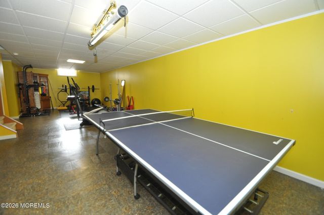 336 Arlington Avenue N, Bayville, NJ 08721