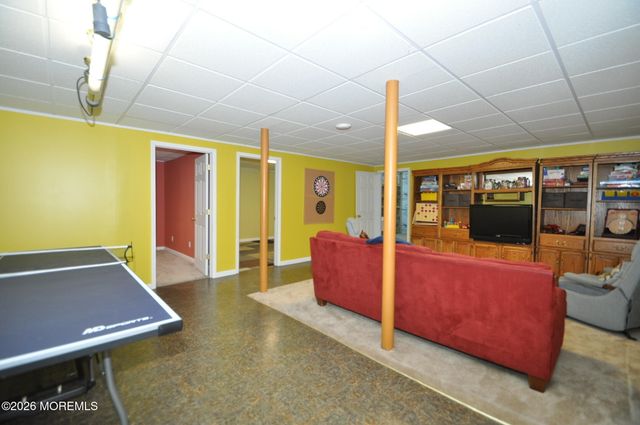 336 Arlington Avenue N, Bayville, NJ 08721