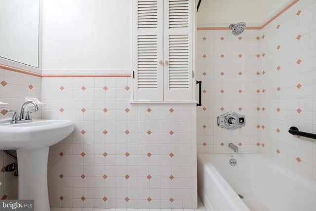 123 UNAMI TRL, Newark, DE 19711