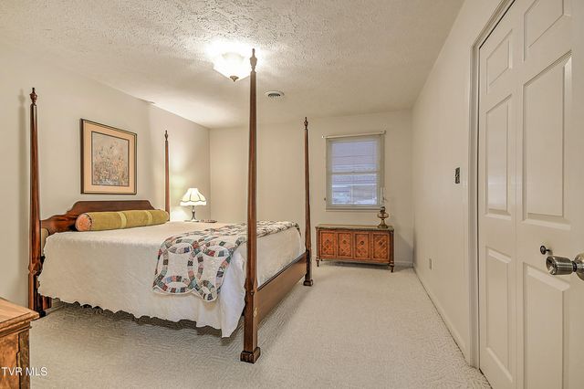 1544 Jessee Street R, Kingsport, TN 37664