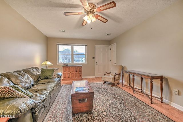 1544 Jessee Street R, Kingsport, TN 37664