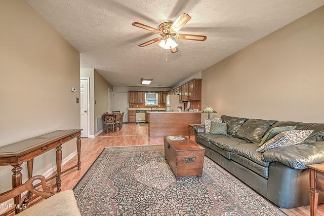 1544 Jessee Street R, Kingsport, TN 37664