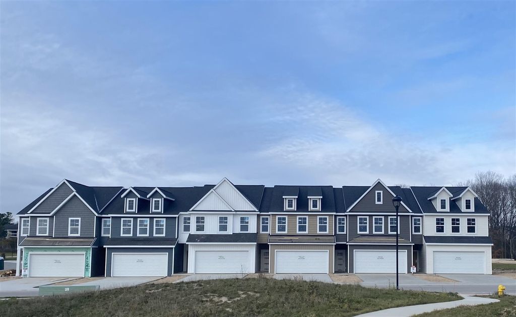 4239 Stratton Boulevard 23, Kentwood, MI 49512