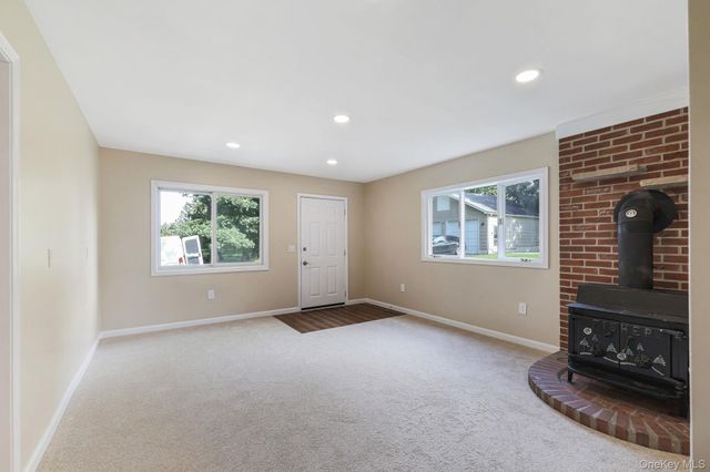 159 Wawayanda Avenue, Middletown, NY 10940