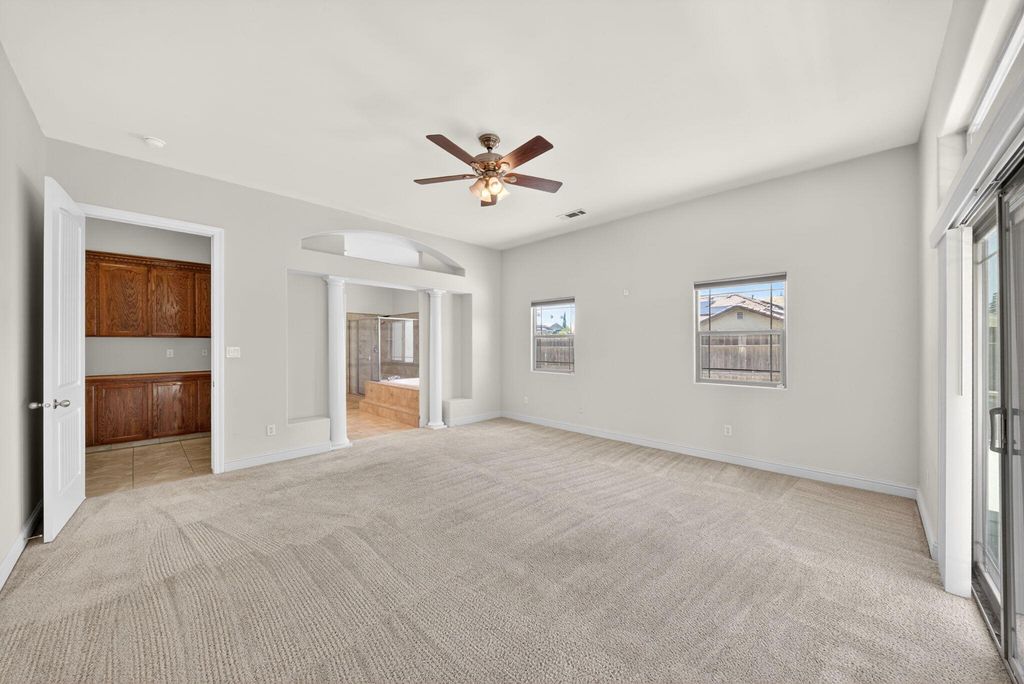 Image 27 of property listing at 1567 Shelly Lane, Porterville, CA 93257