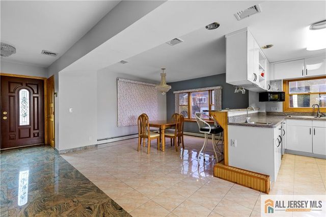 65 Livingston Avenue, Kearny, NJ 07032