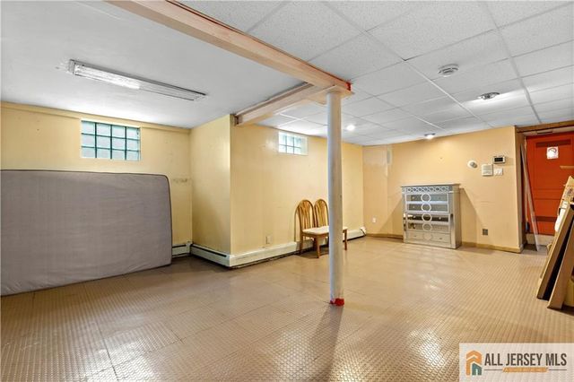 65 Livingston Avenue, Kearny, NJ 07032
