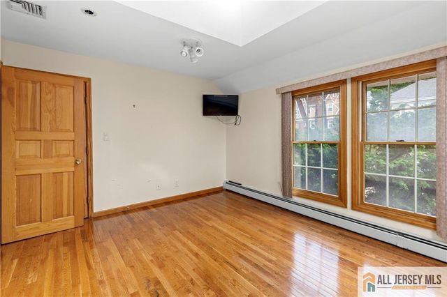 65 Livingston Avenue, Kearny, NJ 07032