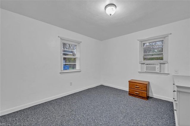 2001 Chesapeake DR A, Chesapeake, VA 23324