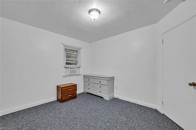 2001 Chesapeake DR A, Chesapeake, VA 23324