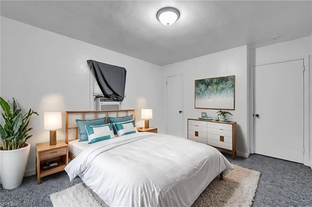 2001 Chesapeake DR A, Chesapeake, VA 23324