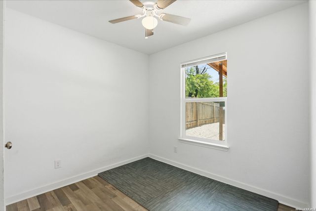 1522 S Elmendorf, San Antonio, TX 78207