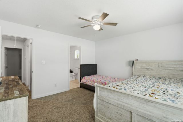 1522 S Elmendorf, San Antonio, TX 78207
