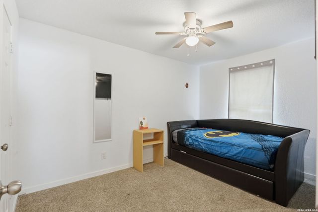 1522 S Elmendorf, San Antonio, TX 78207