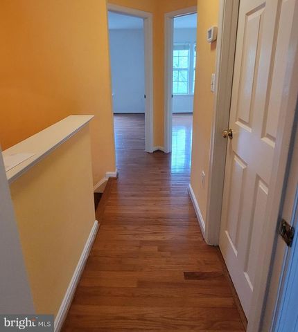 43052 CANDLEWICK SQ, Leesburg, VA 20176