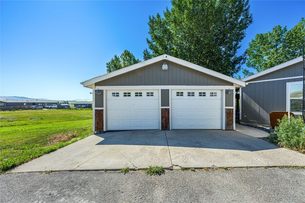 9806 Wheatgrass Lane, Missoula, MT 59808 photo 3